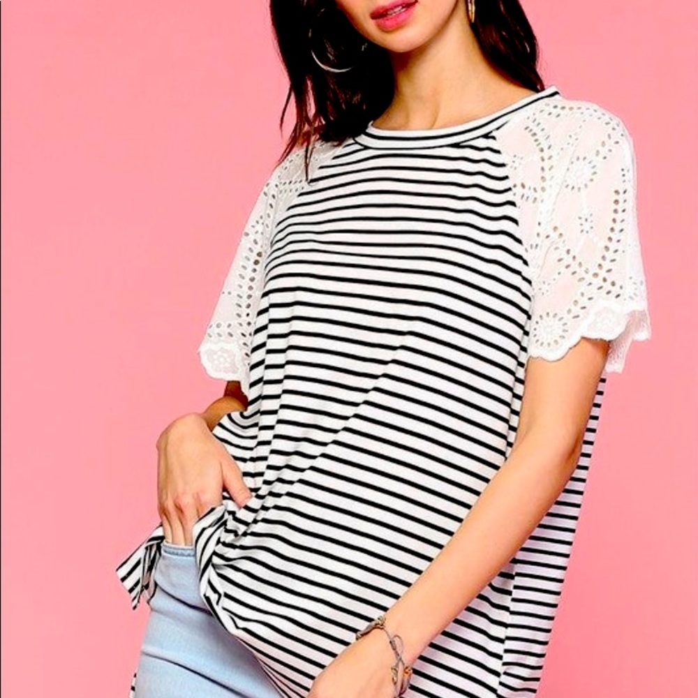 Blu Heaven Striped Eyelet Lace Raglan Sleeve Tunic Top  Size small